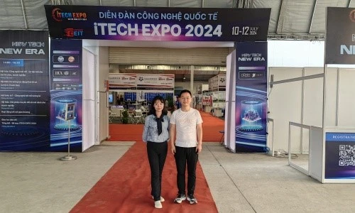 yottawin-ssd-itech-expo-2024 yottawin-ssd-itech-expo-2024